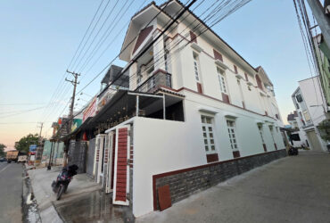 BÁN NHÀ CĂN GÓC 2 MẶT TIỀN ĐƯỜNG ĐỒNG KHỞI, NGAY TT. DIÊN KHÁNH.