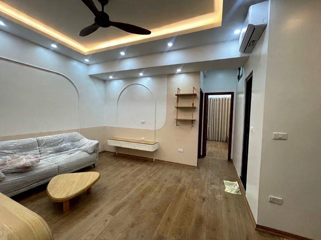 bán căn hộ trần quý kiên cầu giấy 62m 2 ngủ 2 wc giá 5,95 tỷ