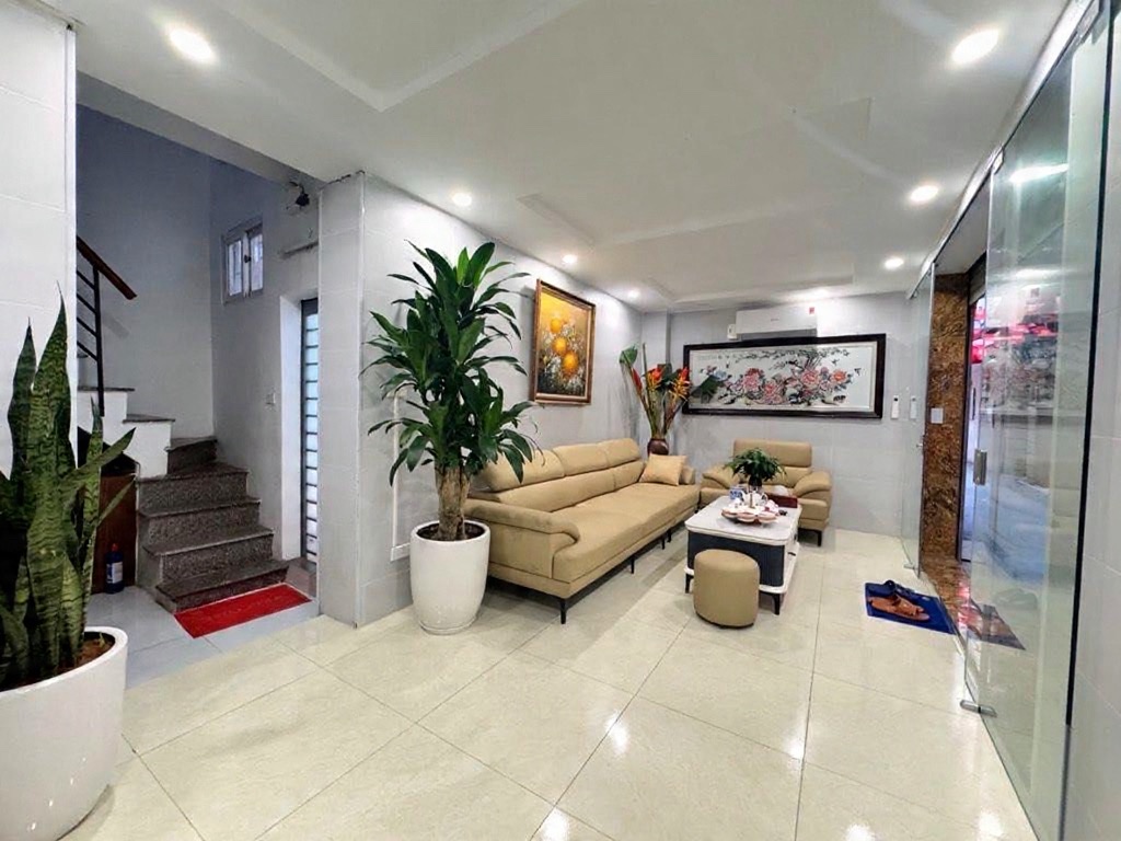 thụy khuê 28m x4 tầng 8,9 tỷ cách 2 nhà ra phố,quy hoạch sát đường,mặt tiền 6m2