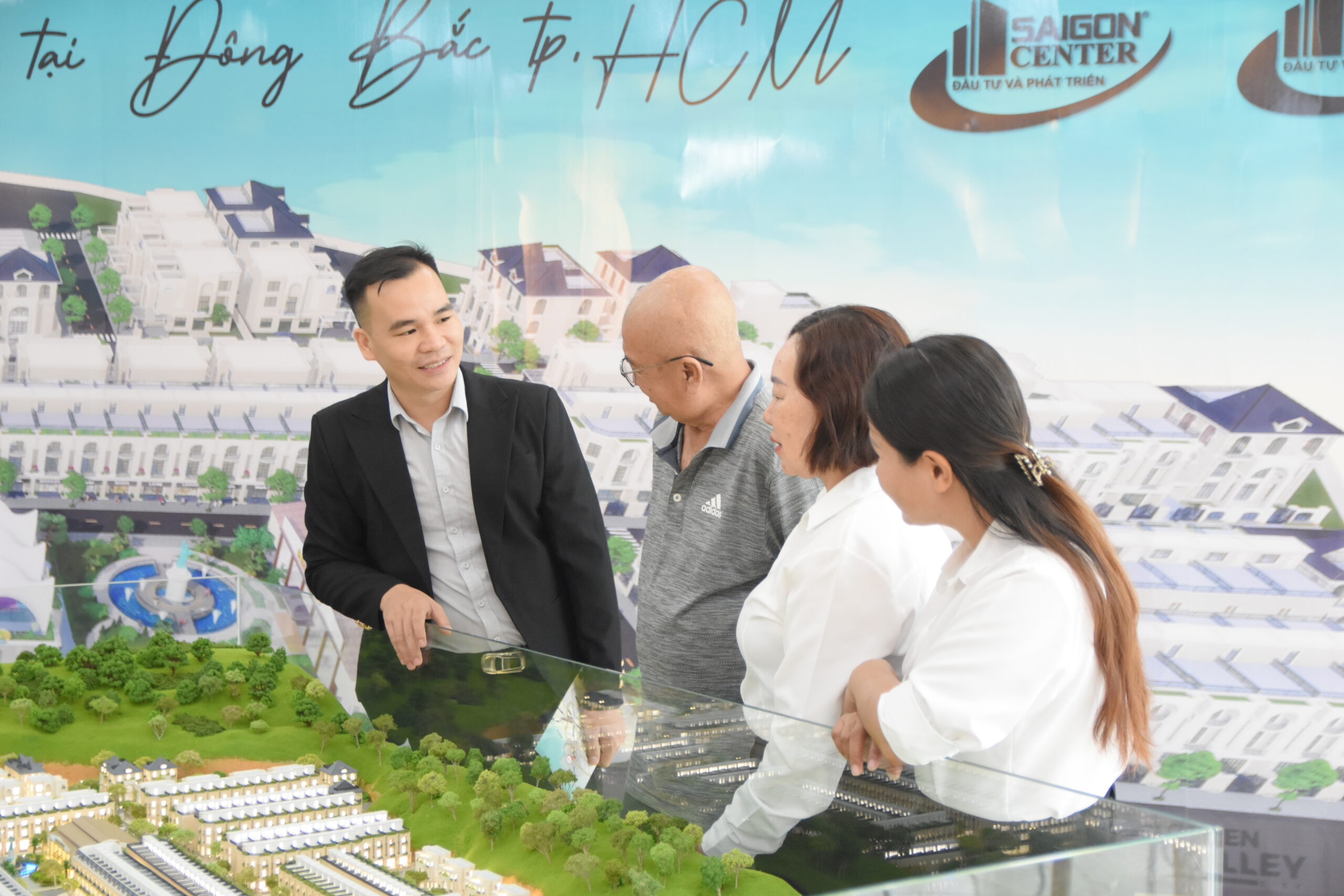 Vì sao “môi trường sống” đang dần quan trọng hơn “vị trí trung tâm”?