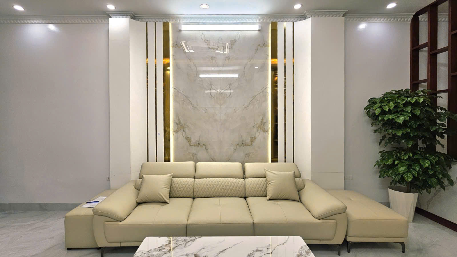 HOÀNG VĂN THÁI – THANG MÁY – TRUNG TÂM THANH XUÂN