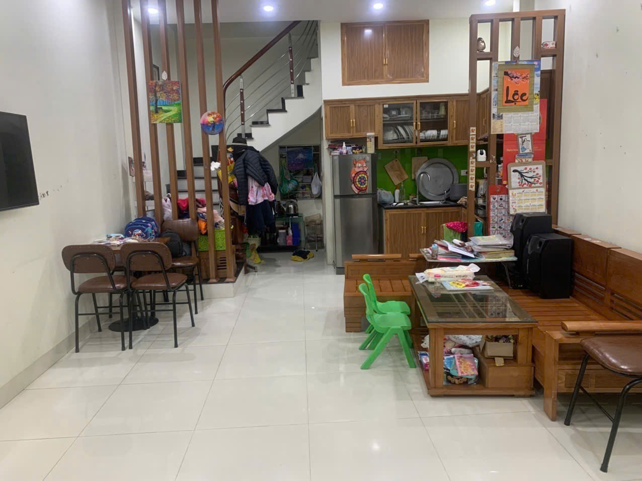 Bán nhà 43m2 3tầng giá hơn 5 tỷ Ô tô đỗ cửa tiện ích bạt ngàn