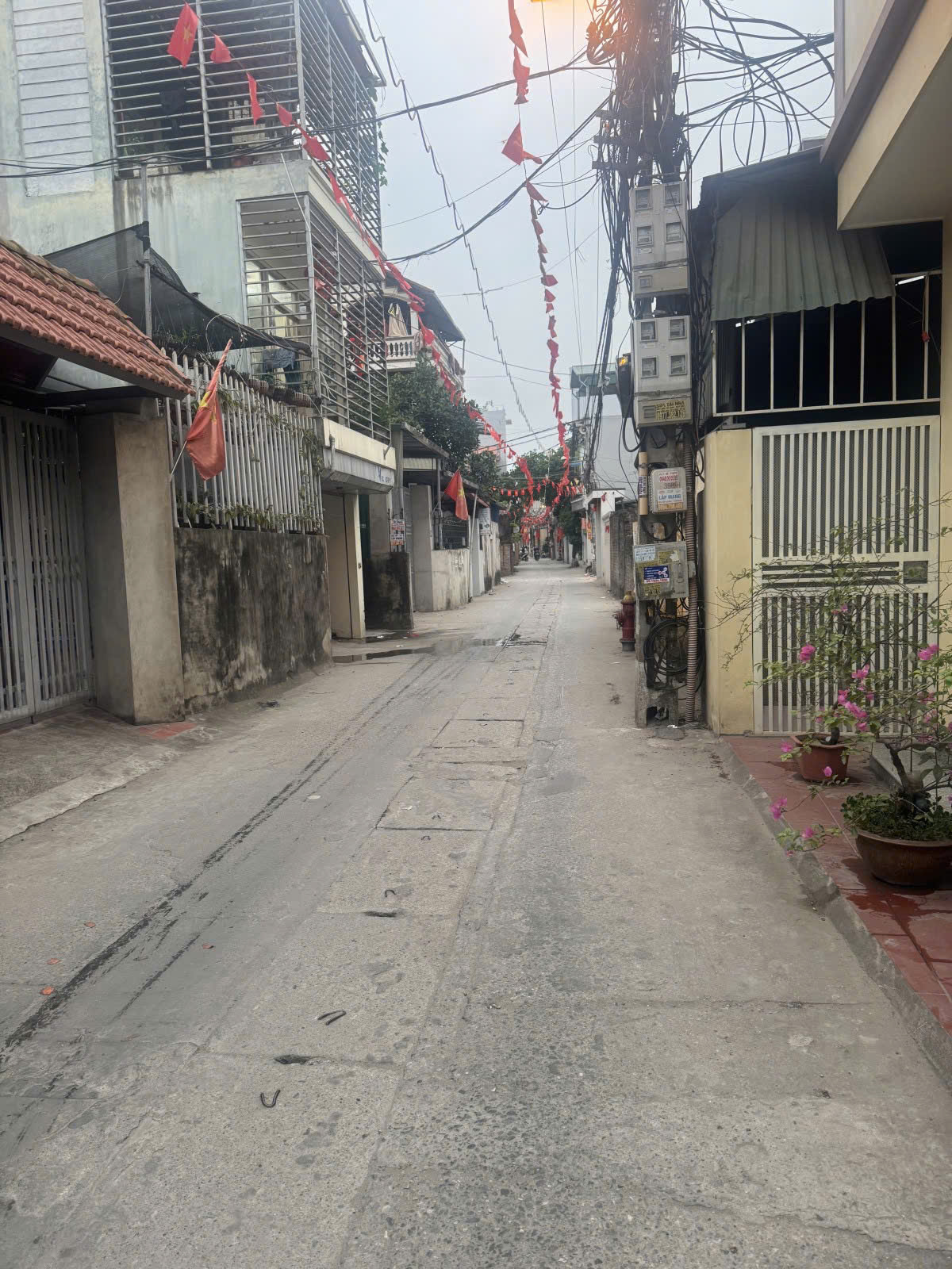 THỌ AM THANH TRÌ – 74M² – HƠN 11 TỶ– MẶT ĐƯỜNG Ô TÔ TRÁNH – KD ĐỈNH