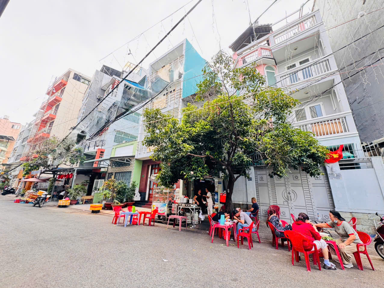 KHU HIẾM NHÀ BÁN PHONG CÁCH BIỆT THỰ 4 TẦNG MẶT TIỀN 12M Đ.CÁCH MẠNG THÁNG 8, QUẬN 3- DT 6M*14M- CHỈ 21T- 0938676685 GIANG GIANG