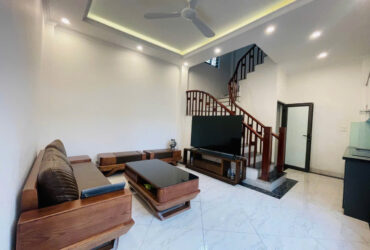 🏡 Nhà đẹp – ô tô đỗ cửa – 31m² tại trung tâm Thạch Bàn nhỉnh 6 tỷ !