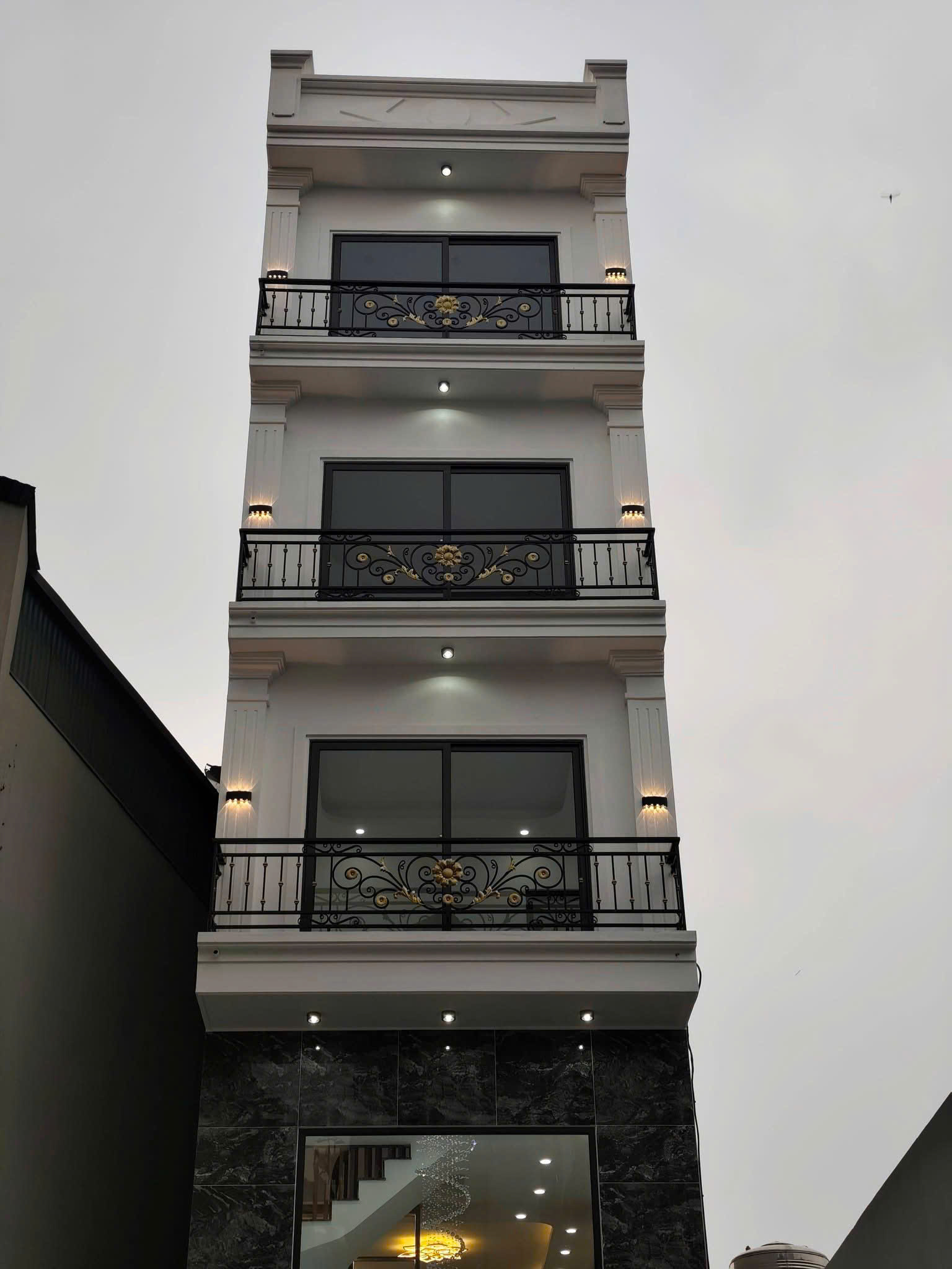 ĐÔNG MỸ – XÃ NAM PHÙ – 70M² – 5T – NHÀ MỚI –Ô TÔ ĐỖ CỬA- GIÁ NHỈNH 6 TỶ