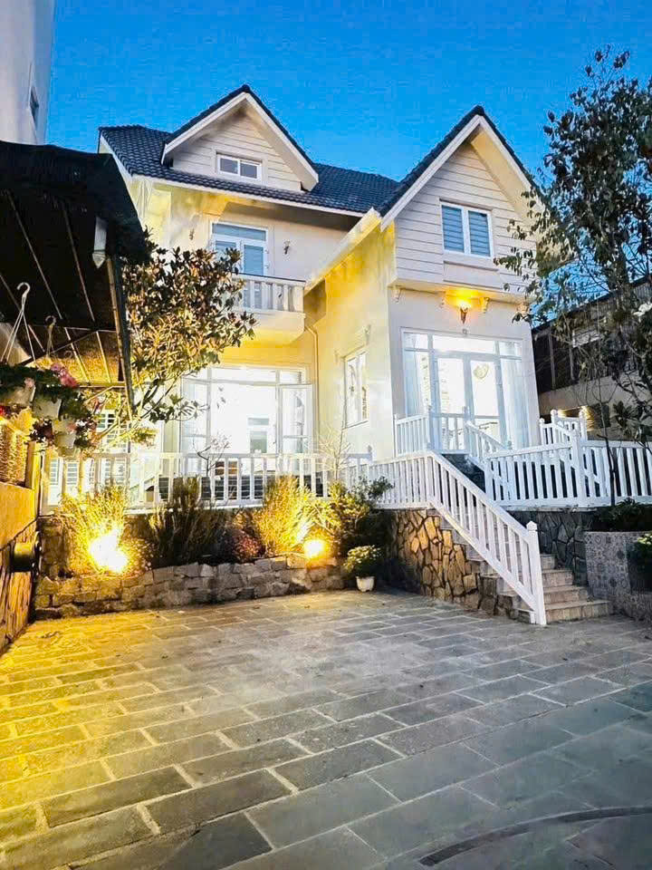 CHO THUÊ VILLA ĐỐNG ĐA PHƯỜNG 3 ĐÀ LẠT 6 PHÒNG NGỦ 28 TRIỆU