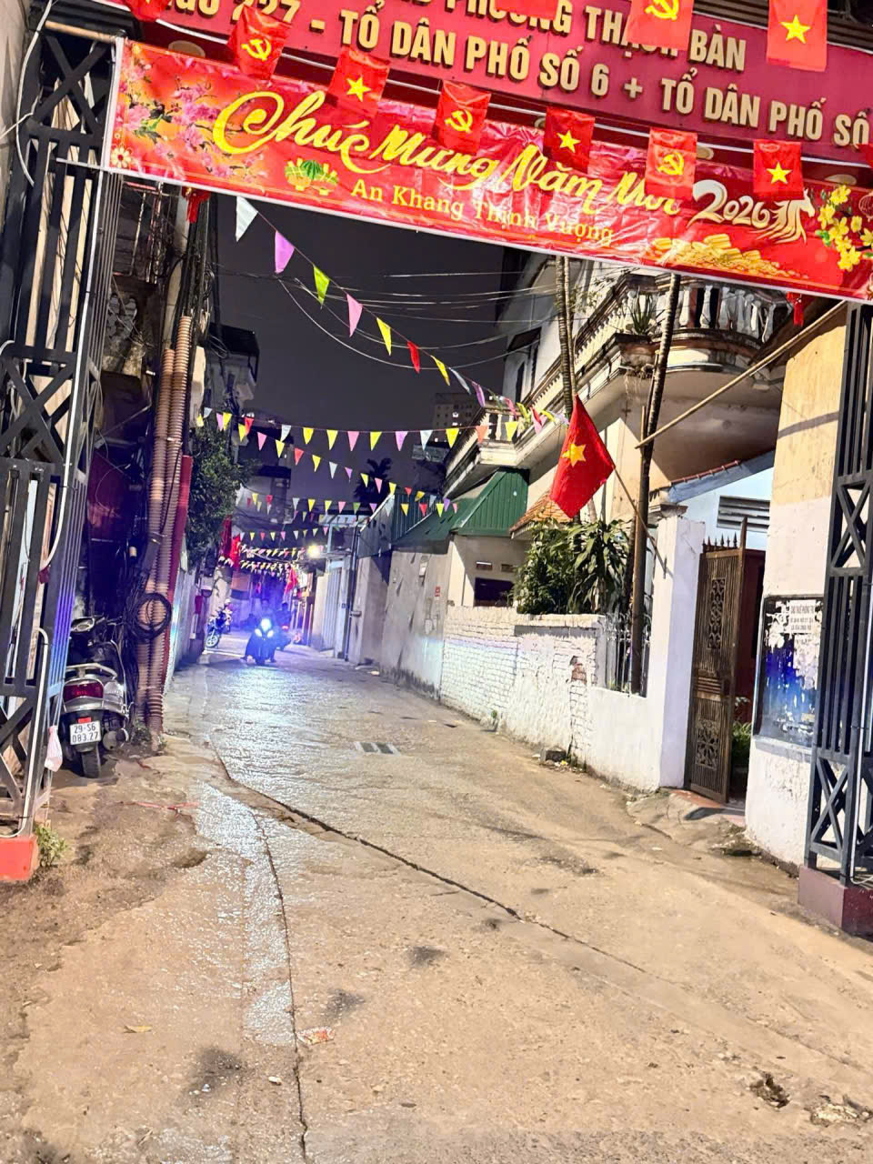 🔥 HIẾM – 30m2 TRUNG TÂM THẠCH BÀN – NGÕ Ô TÔ – NHÀ ĐẸP Ở NGAY 🔥