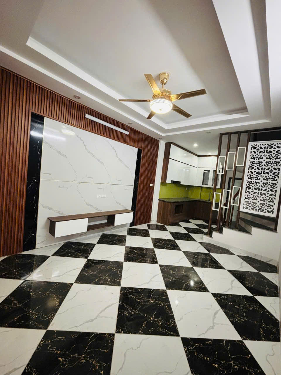 🔥 HIẾM – 30m2 TRUNG TÂM THẠCH BÀN – NGÕ Ô TÔ – NHÀ ĐẸP Ở NGAY 🔥