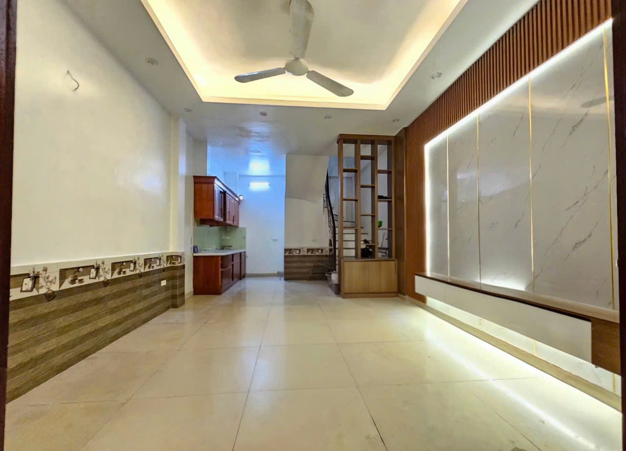 🔥 NHÀ ĐẸP 36m² THẠCH BÀN – Ô TÔ ĐỖ CỔNG – GẦN CÔNG VIÊN – GIÁ CỰC HỢP LÝ 🔥