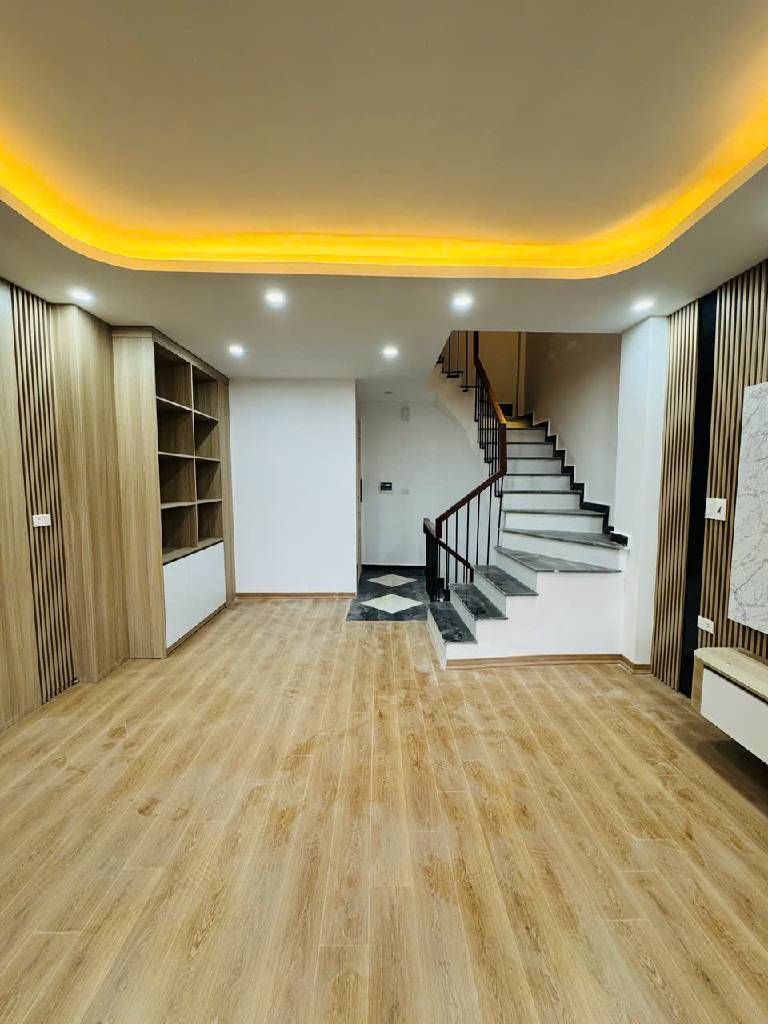 NHÀ PHÚ THƯỢNG MỚI ĐẸP Ở SƯỚNG – 7 TẦNG THANG MÁY – 5M OTO – GẦN KHU ĐÔ THỊ CIPUTRA – NGÕ NÔNG – DÒNG TIỀN TỐT