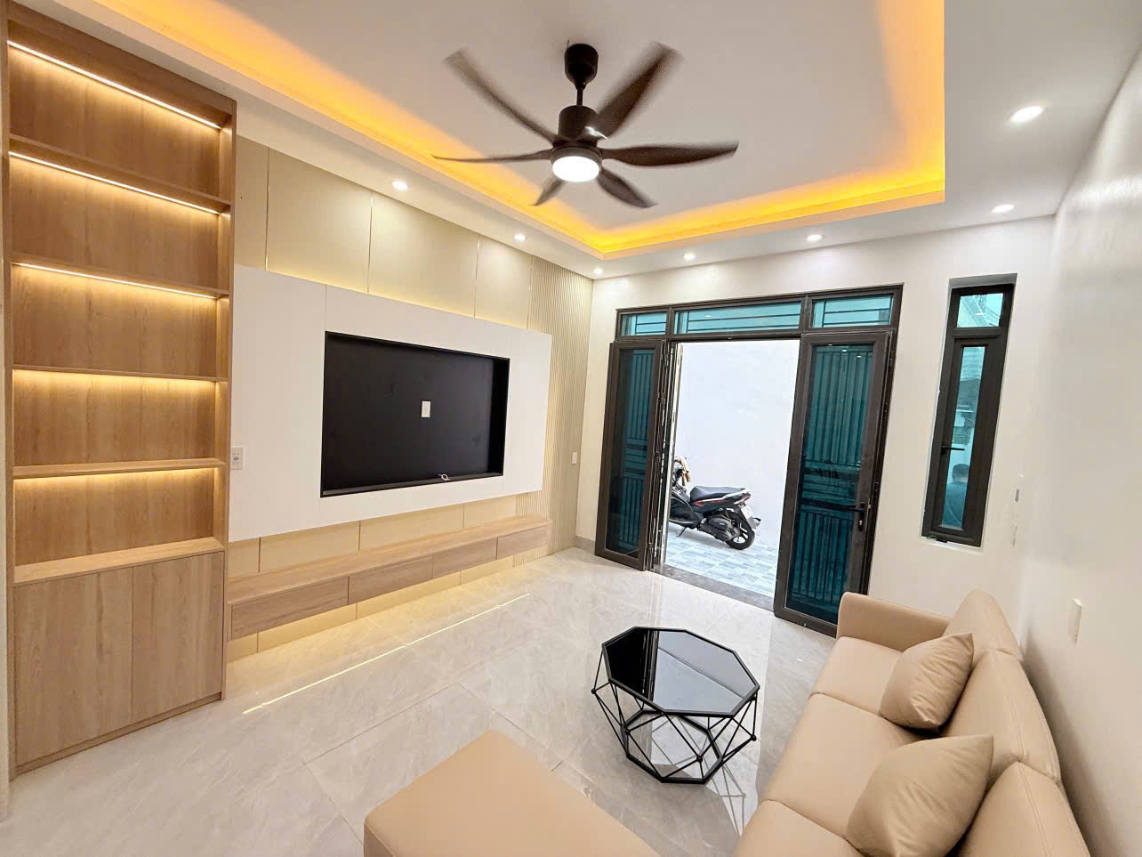 bán nhà 4 tầng trung tâm đề thám – bồ xuyên – tp thái bình cũ