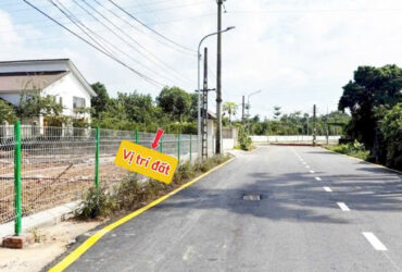 Chính chủ cần tiền mảnh đất 2 mặt tiền full thổ cư sát FPT