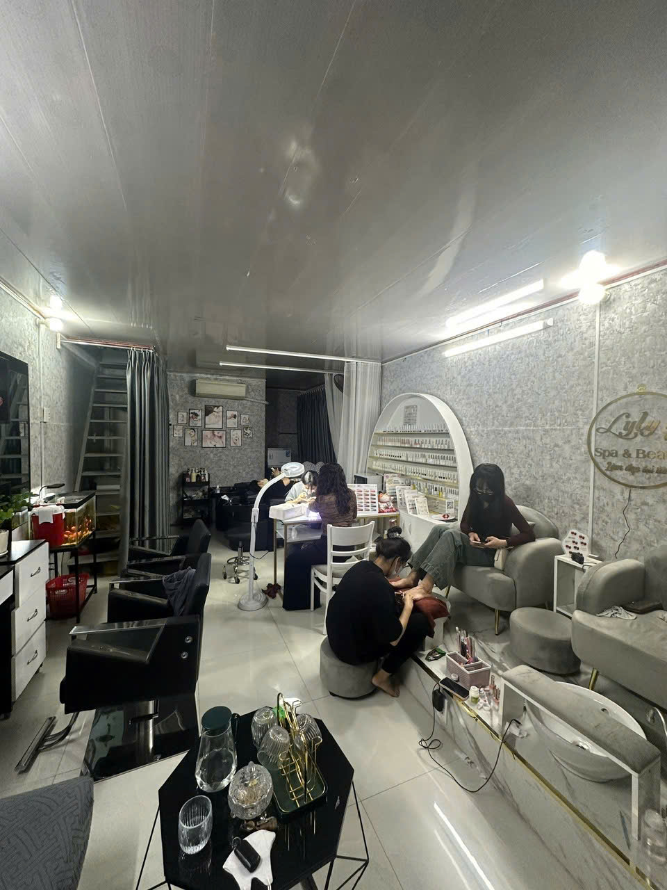 SANG NHƯỢNG SPA DECOR TRANG TRÍ TONE XÁM GIÁ RẺ CÓ PHÒNG Ở LẠI  TẠI VŨNG TÀU