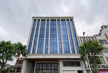 toà nhà mặt phố Hồng Tiến, 480m x 9 tầng, MT 18m, dòng tiền 6 tỷ/năm
