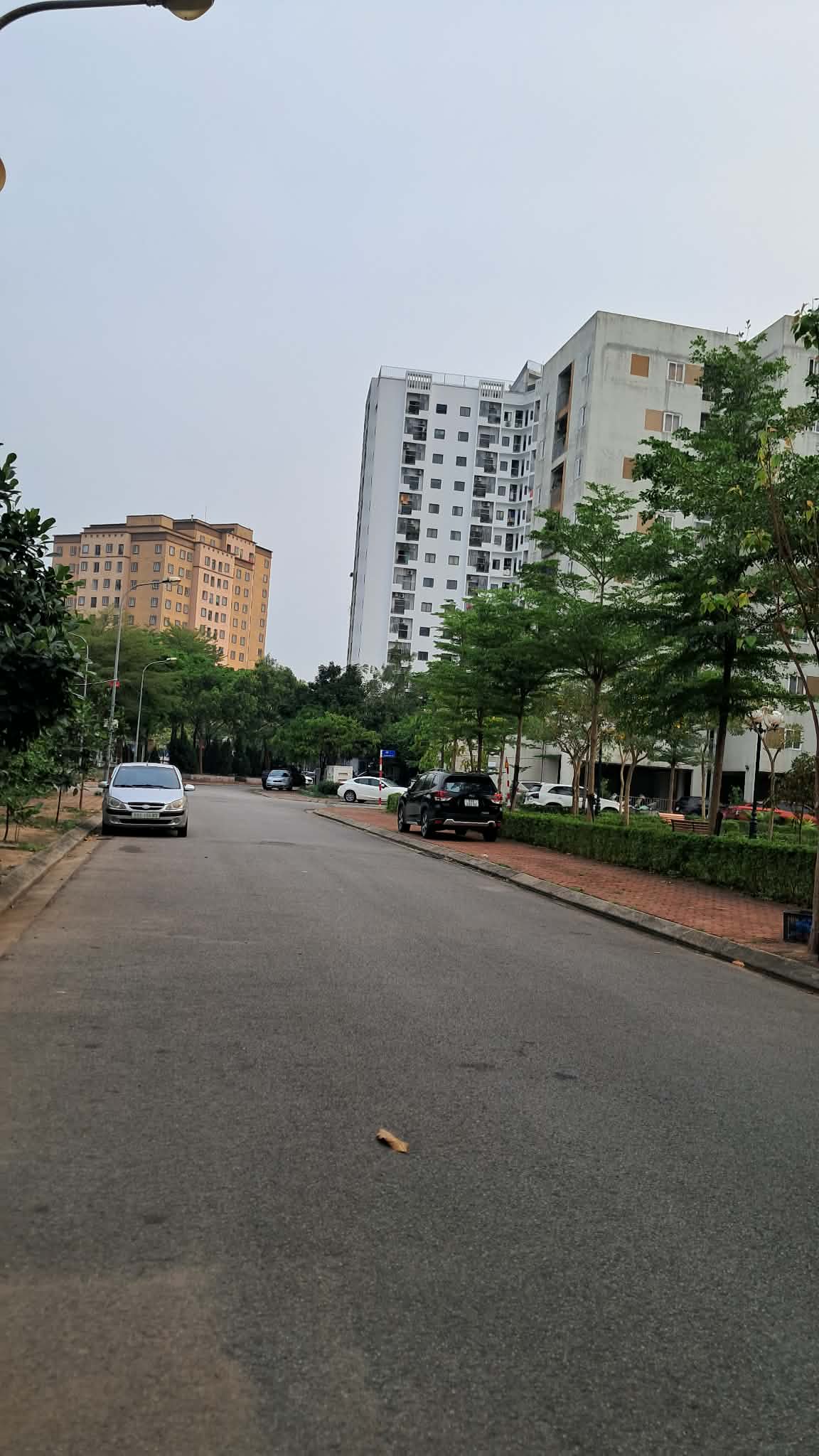 BÁN NHÀ PHÚC LỢI 74M2- 6 TẦNG THANG MÁY- Ô TÔ TRÁNH ĐỖ- HƠN 20 TỶ