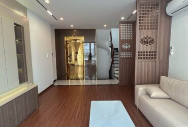 BÁN NHÀ VIỆT HƯNG  7 TẦNG THANG MÁY- Ô TÔ TRÁNH-  KINH DOANH-HƠN 10 TỶ
