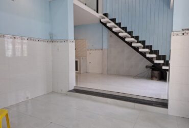 Bán nhà 2 tầng kiệt ô tô Tô Hiệu gần Hoàng Thị Loan, 47m2, 2PN, giá 3.5 tỷ