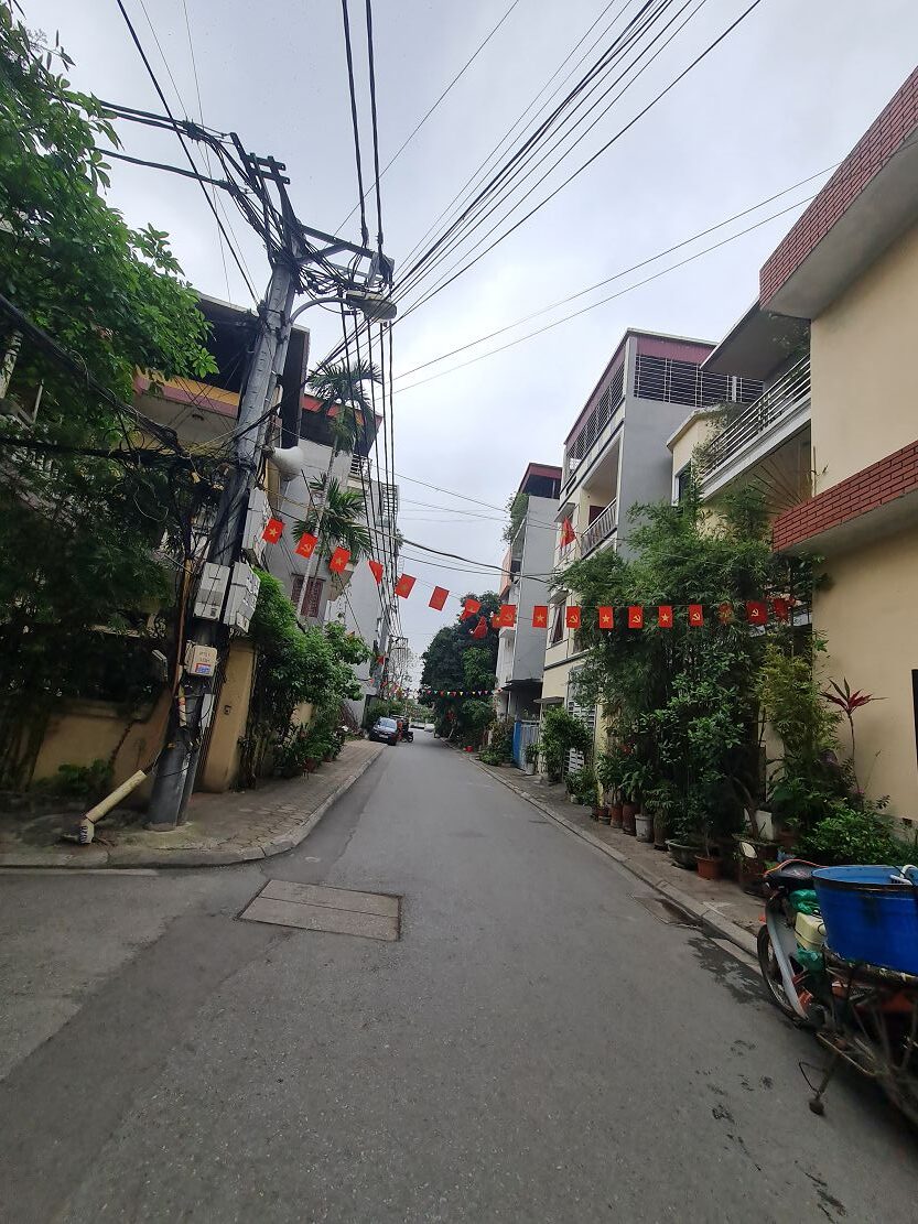 Bán nhà 5 tầng Trâu Quỳ, Gia Lâm, đường ô tô tránh, nhỉnh 6 tỷ. Lh 0989894845