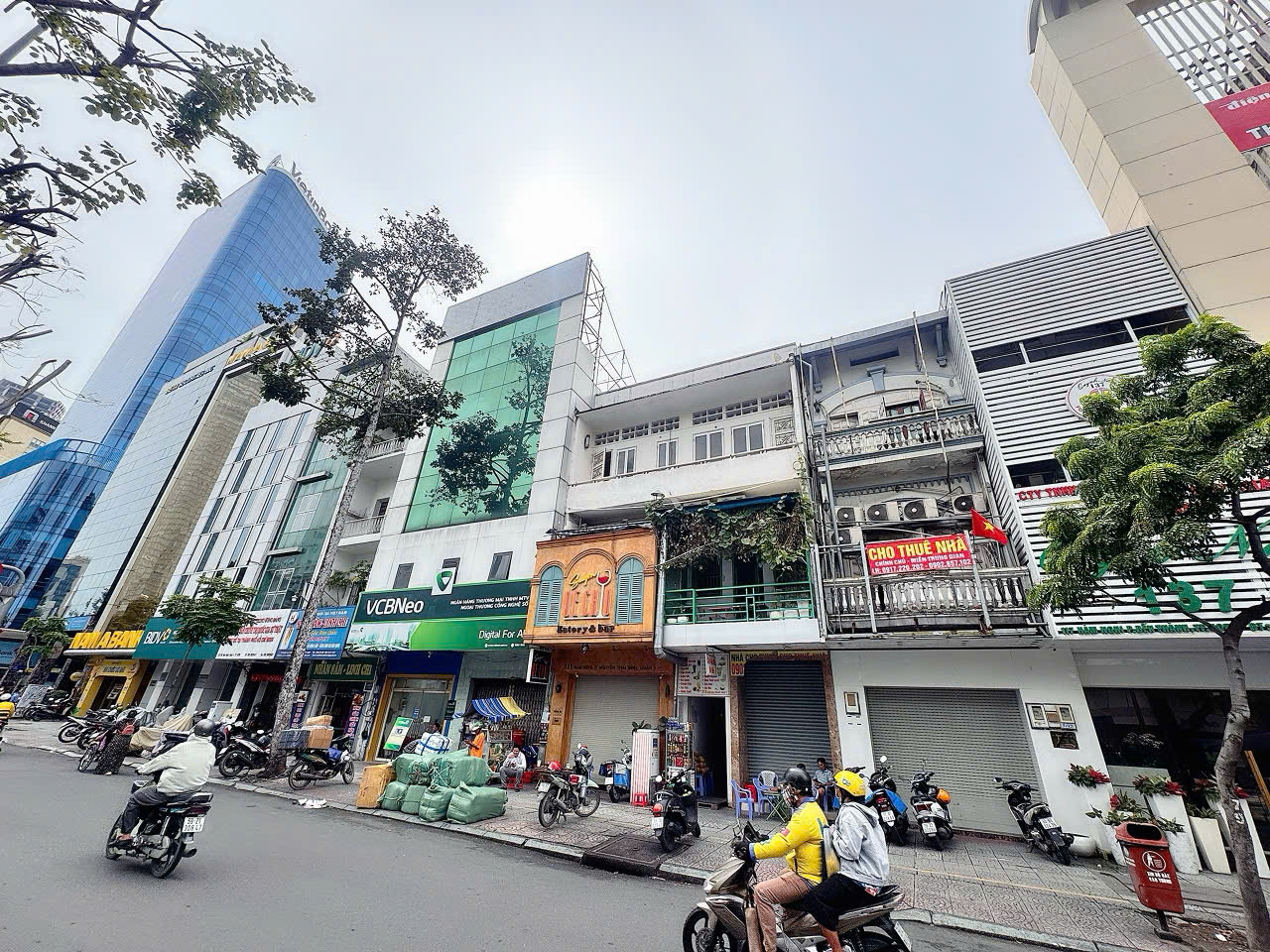 SIÊU PHẨM HIẾM BÁN – MẶT TIỀN Đ.HÀM NGHI, P.NGUYỄN THÁI BÌNH, QUẬN 1 – NGANG 8,2M*18M SH VUÔNG ĐẸP* LIÊN HỆ GIANG GIANG: 093.86.76.685