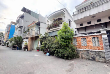 BÁN NHÀ 5 TẦNG THANG MÁY – XE HƠI NGỦ TRONG NHÀ Đ.BẾN VÂN ĐỒN, P.KHÁNH HỘI, QUẬN 4 – NGANG ĐẸP HIẾM 5M NỞ HẬU VUÔNG 6,6M * 16M* LIÊN HỆ GIANG GIANG: 093.86.76.685