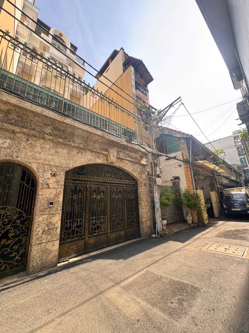 BÁN NHÀ 5 TẦNG Đ.NGUYỄN THỊ MINH KHAI, BÊN NGHÉ, QUẬN 1 – DT 160M2 NGANG 6,8M*24M – GIANG GIANG CHÍNH CHỦ 0938676685