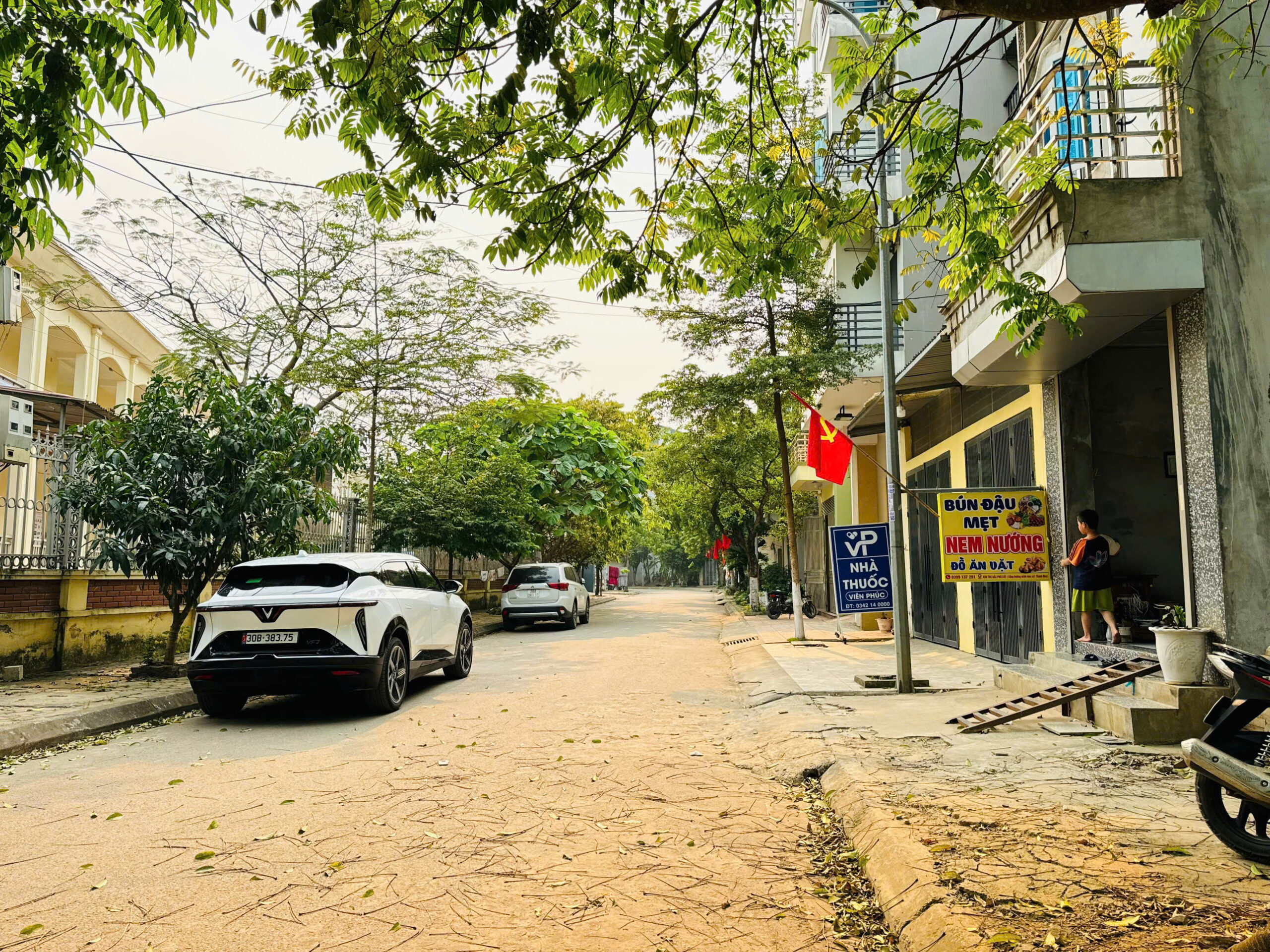 HOT-ĐẤT HOÀ LẠC cách đại lộ Thăng Long và ga Metro 5-100m 0332861467