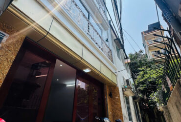 NHÀ ĐẸP  XÂY MỚI CỨNG- FULL NỘI THẤT ĐẸP LONG LANH-6 TẦNG THANG MÁY ÊM RU -KHÁCH CHỈ VIỆC SÁCH VALI ĐẾN Ở