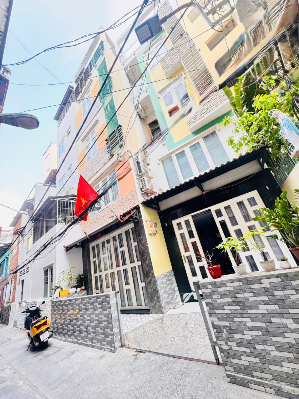 BÁN 2 NHÀ 5 TẦNG MẶT TIỀN XE HƠI NGỦ TRONG NHÀ Đ.TRẦN ĐÌNH XU, QUẬN 1- NGANG LỚN HIẾM 8M*11M- CHỦ 1 ĐỜI XƯA- 0938676685 GIANG GIANG