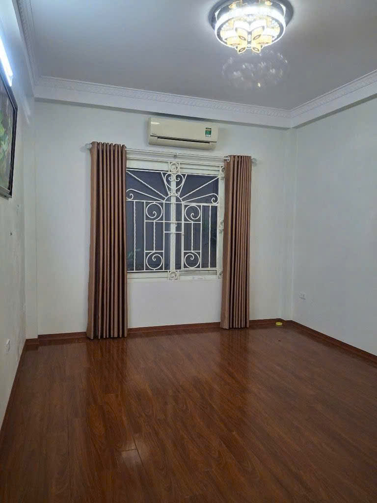 🏡✨ NHÀ ĐẸP THẠCH BÀN – Ô TÔ THÔNG – 52M² – GIÁ NHỈM 11 TỶ ✨🏡