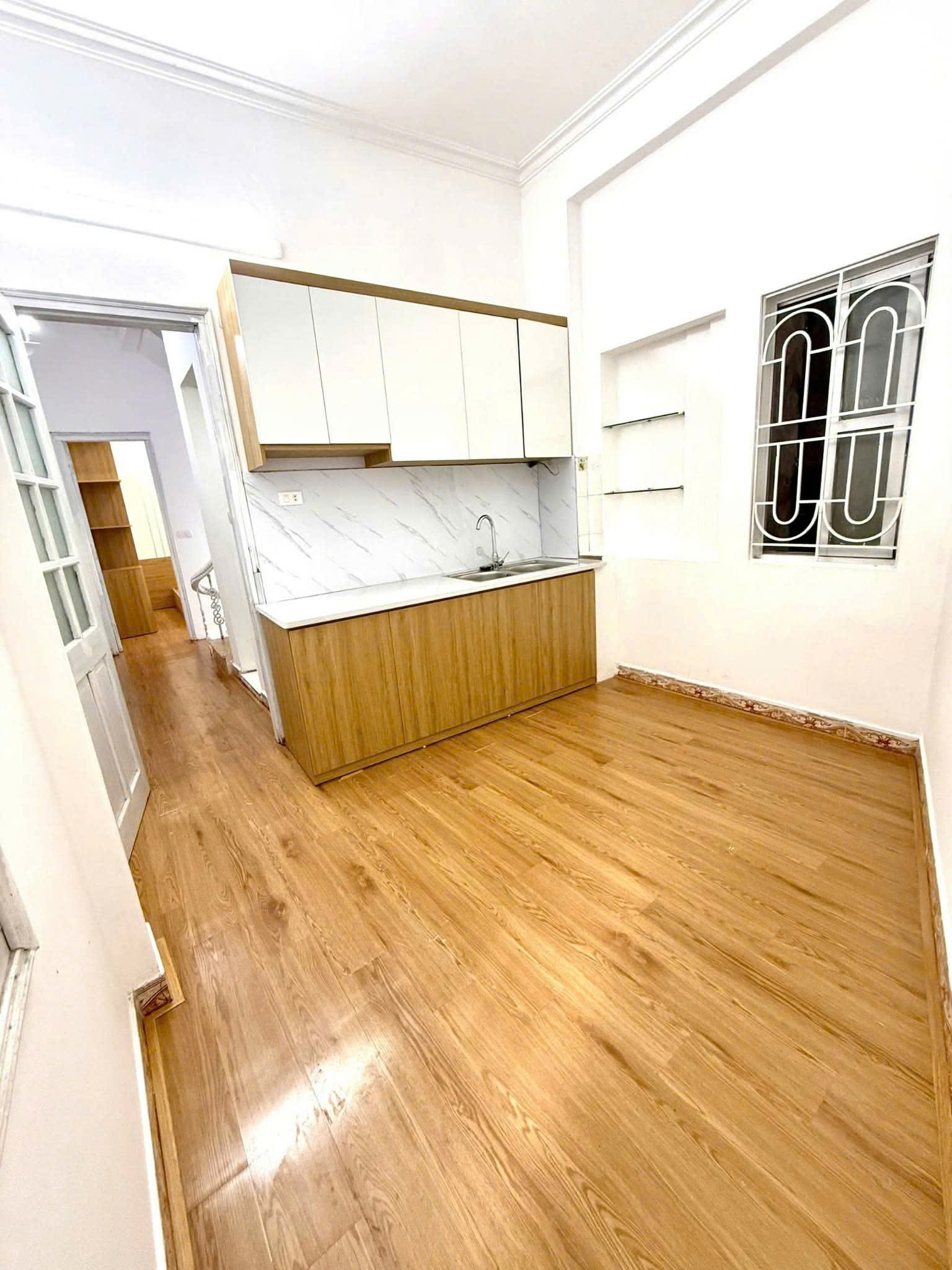 Hàng hiếm Lạc Long Quân – Tây Hồ – HN.