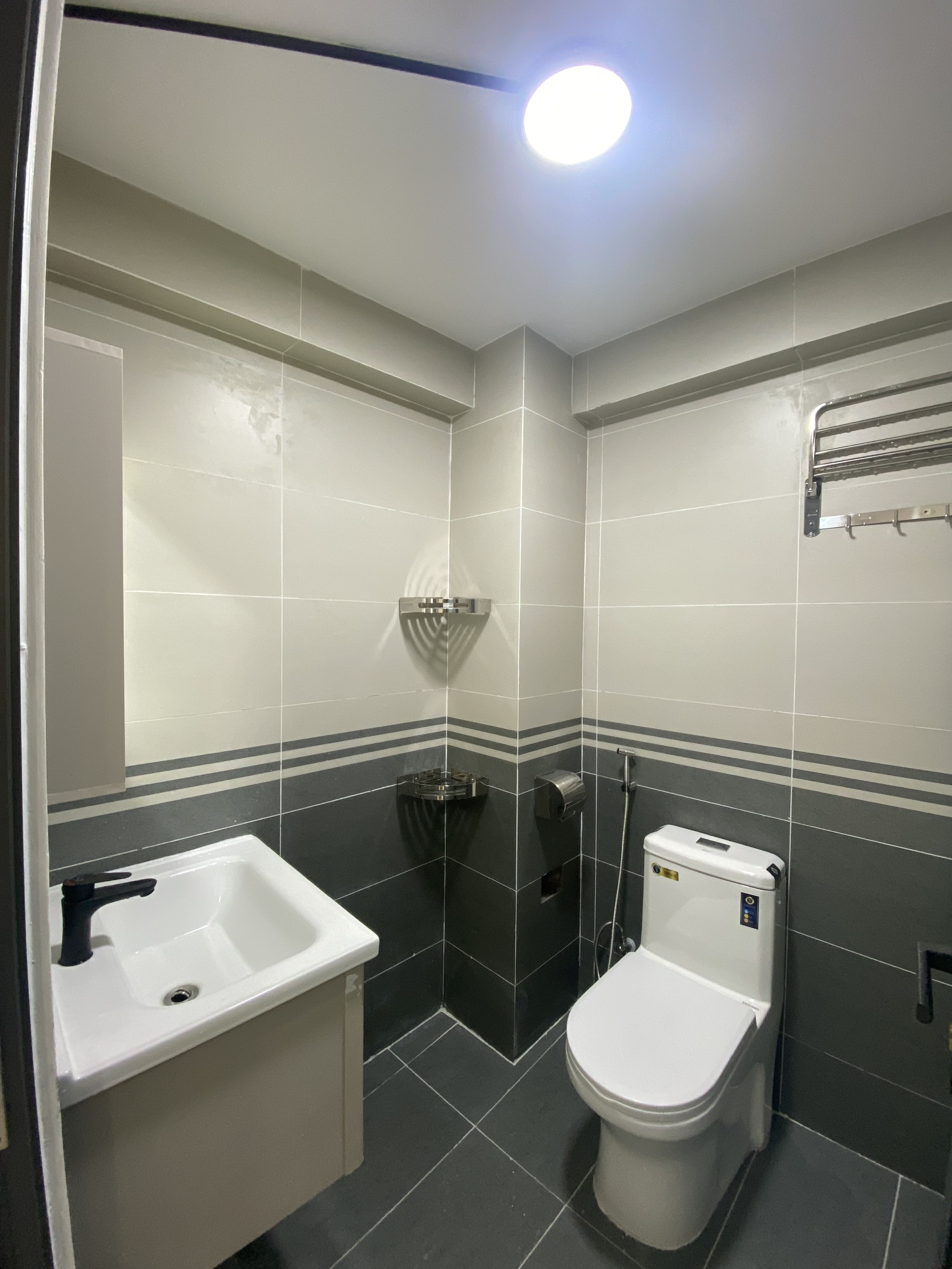 BÁN NHÀ 1 TRỆT 1 LẦU, 40.2M2, 2PN, HẺM RỘNG 4M, NGUYỄN VĂN CỪ, P.2, Q.5, HCM