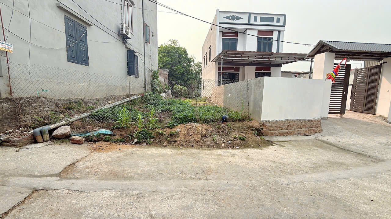 -QUÝ NHÀ ĐẦU TƯ NHANH TAY NHẮC MÁY ĐỂ CHÂP  LẤY CƠ HỘI, VỊ TRÍ KHU ĐÔNG DÂN CƯ TOÀN NHÀ GIẦU -DT 109 M FUN THỔ CƯ -GIÁ CHỈ CÓ  12,5 TR TRÊN MỘT MÉT VUÔNG ĐẤT – QUÁ RẺ – TẠI SÓC SƠN