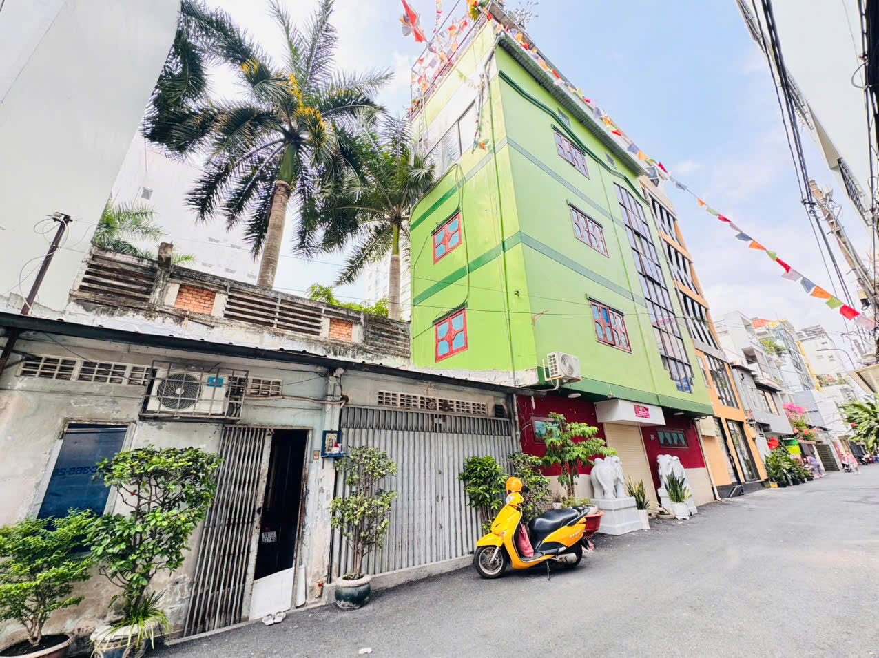 NGANG LỚN HIẾM 7,7M*4,2M- CHỦ 1 ĐỜI XƯA BÁN NHÀ C4 MẶT TIỀN HXH 6M Đ.NGUYỄN BỈNH KHIÊM, QUẬN 1- 0938676685 GIANG GIANG CHÀO CHỈ 11T