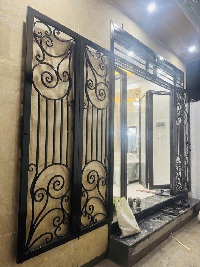 NHÀ NHỎ XINH – 5 TẦNG ĐỦ CÔNG NĂNG SỬ DỤNG – MẶT TIỀN ĐẸP – GẦN Ô TÔ – VIEW THOÁNG TRƯỚC MẶT – SỔ ĐỎ ĐẸP
