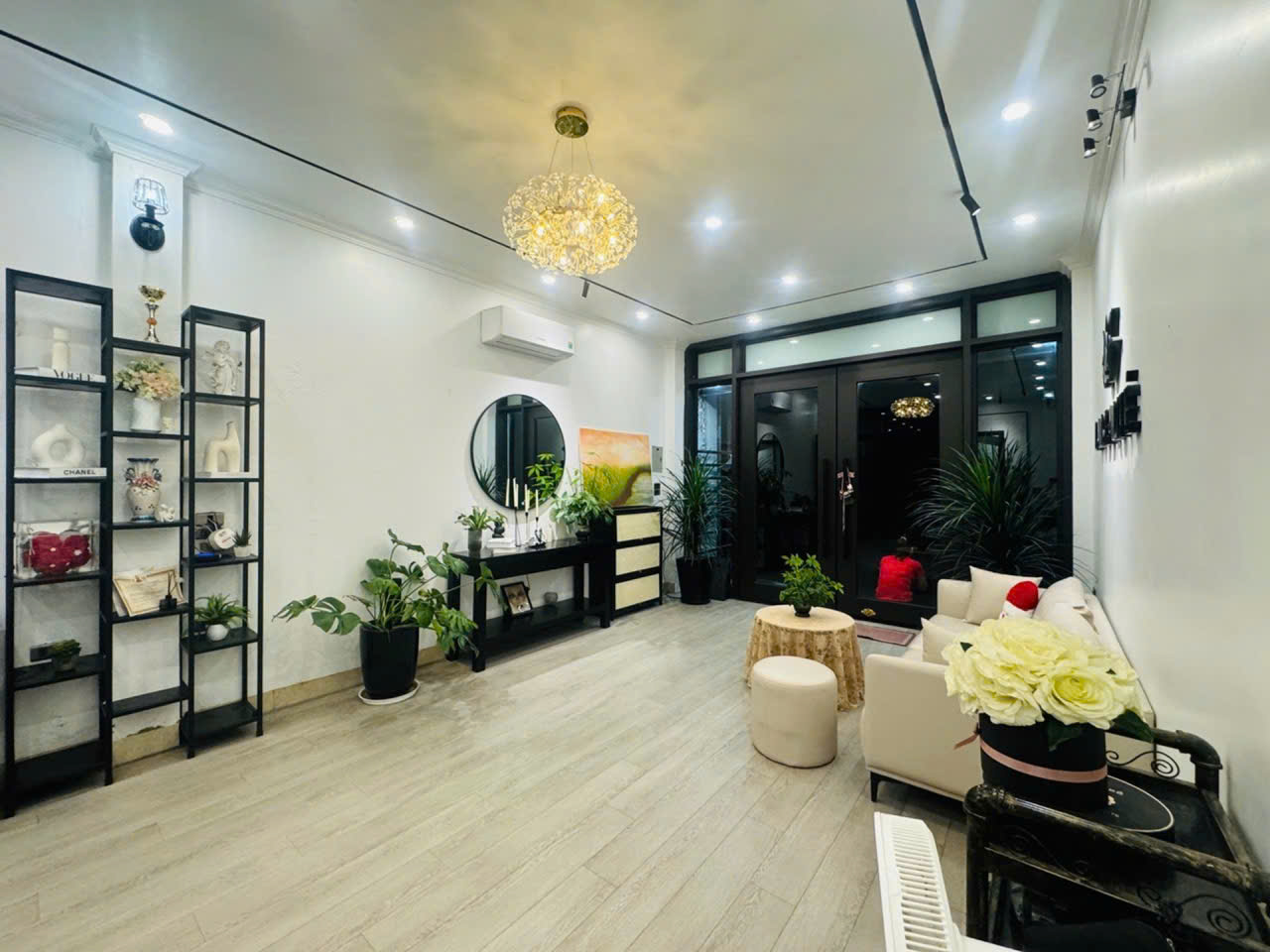 🏙️ NHÀ PHỐ BỒ ĐỀ – CHẤT SỐNG TRIỆU ĐÔ GIỮA TRUNG TÂM LONG BIÊN ✨