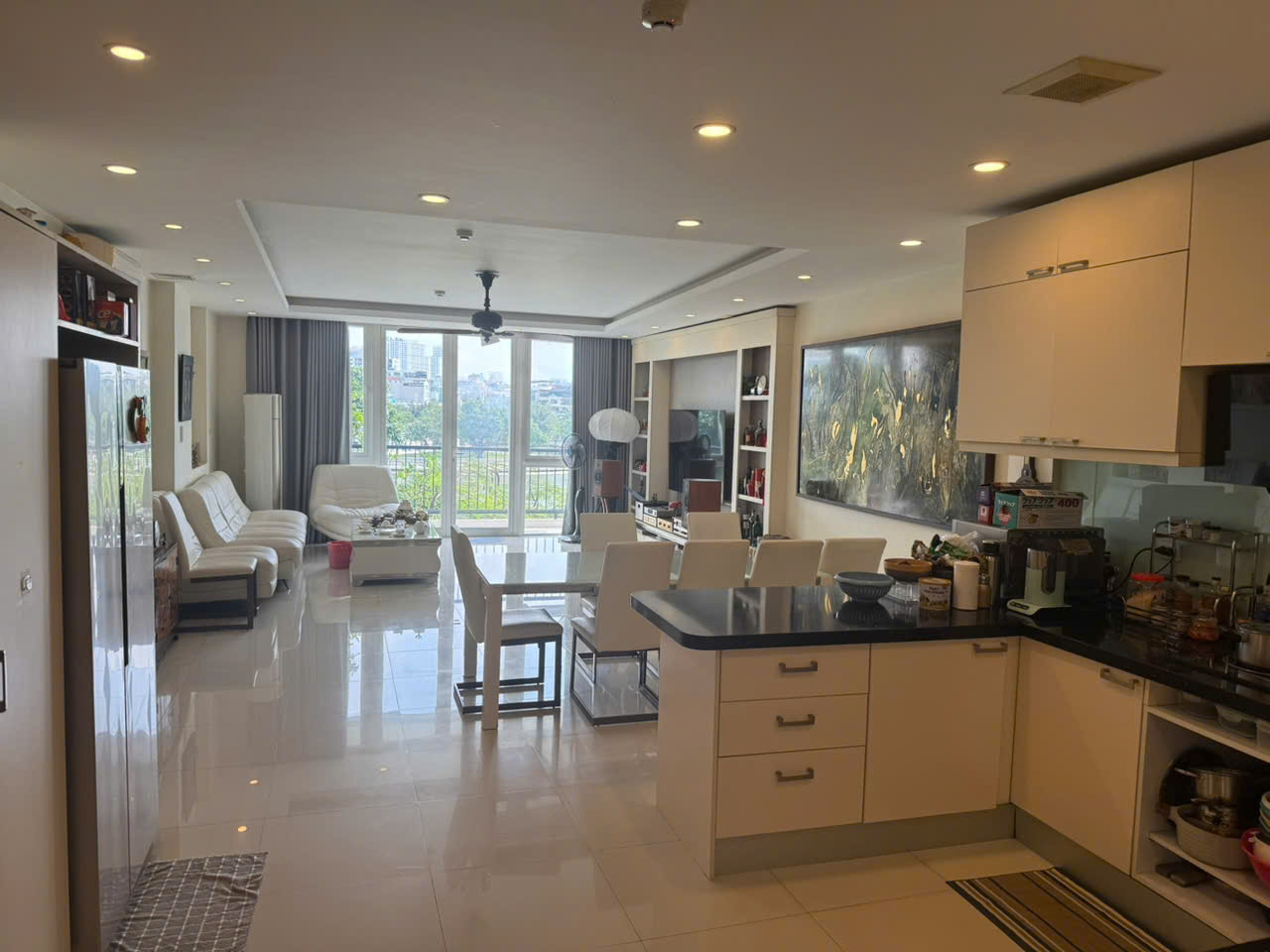BÁN NHÀ 99 M2, 8 TẦNG, MẶT TIỀN 6 M GIÁ TỐT NHẤT KHU VỰC MẶT HỒ HOÀNG CẦU, Q.ĐỐNG ĐA. HÀ NỘI.